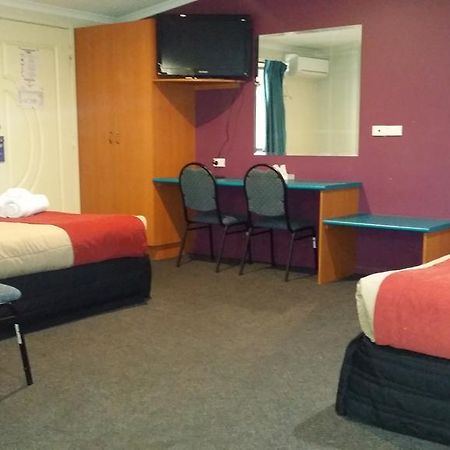 Harbour City Motel Гладстон Екстериор снимка