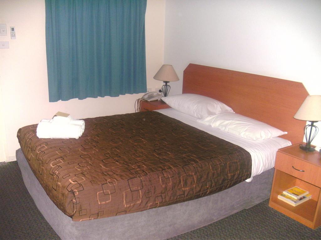 Harbour City Motel Гладстон Екстериор снимка