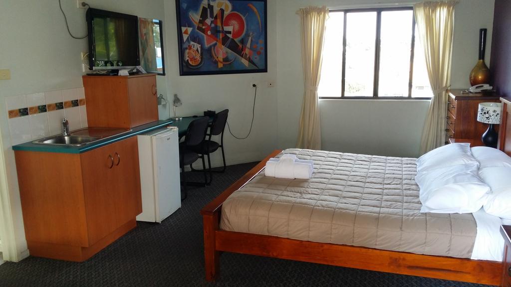 Harbour City Motel Гладстон Екстериор снимка