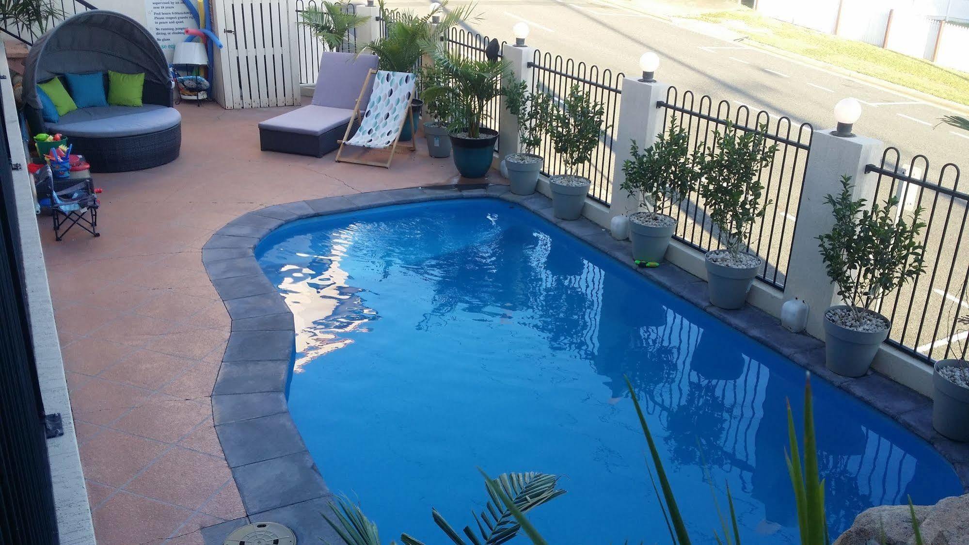Harbour City Motel Гладстон Екстериор снимка